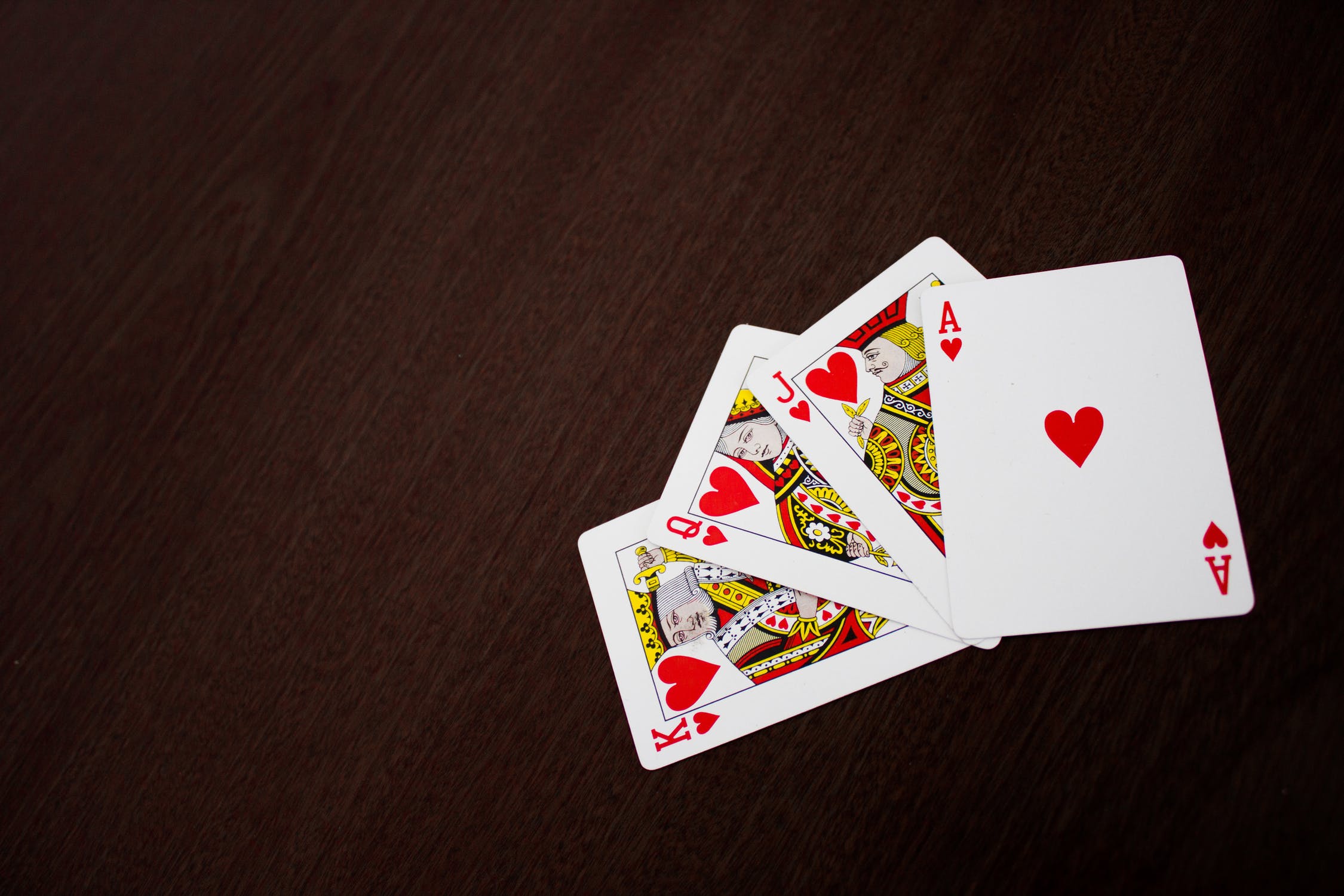 how to play euchre card game